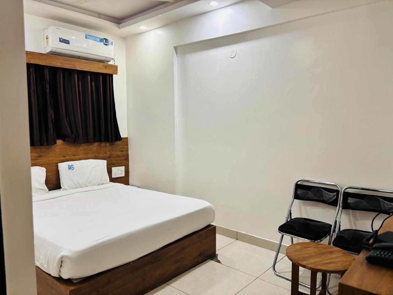 Hotel Bg Inn Bangalore Bagian luar foto