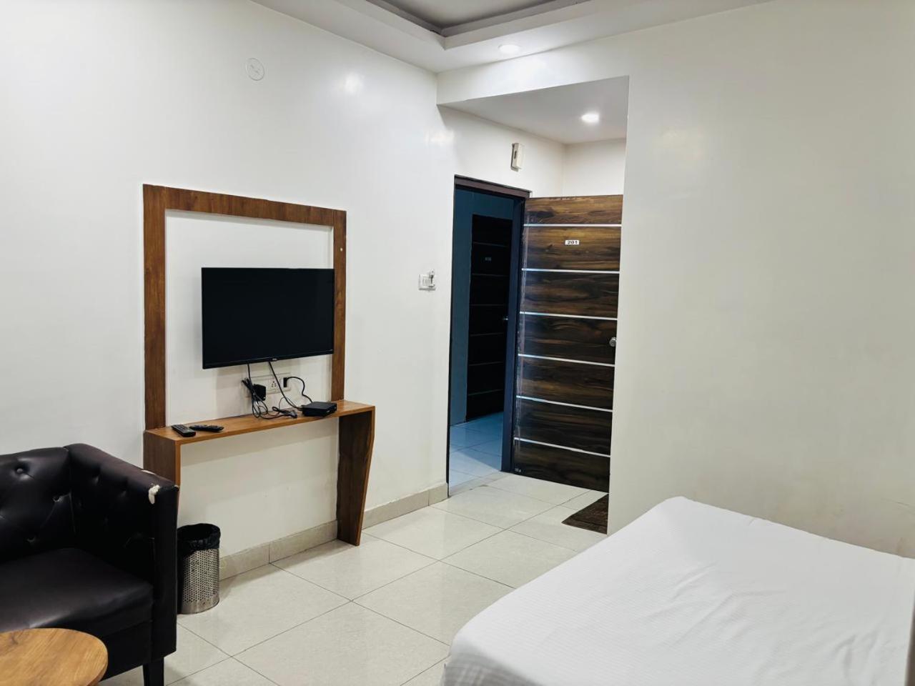 Hotel Bg Inn Bangalore Bagian luar foto