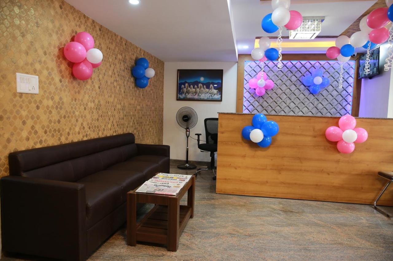 Hotel Bg Inn Bangalore Bagian luar foto