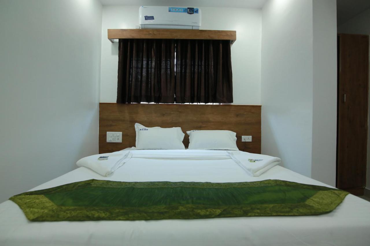 Hotel Bg Inn Bangalore Bagian luar foto