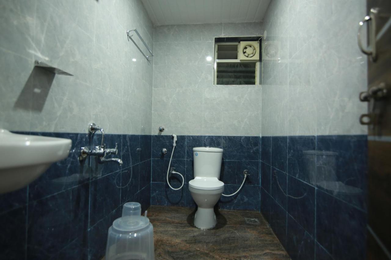 Hotel Bg Inn Bangalore Bagian luar foto